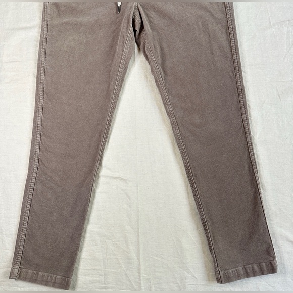 Vuori Men’s Optimist Corduroy Pants in Walnut Light Brown Size Large Style V440 - Picture 5 of 11